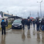 Protest pracowników w zakładach MAN Bus, którzy domagają się podwyżek płac / Marzena Mąkosa / Radio Kielce