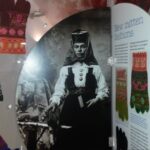 Ekspozycja "Kolory zimy: rękawiczki estońskie" w Muzeum Dialogu Kultur / Katarzyna Prędotka / Radio Kielce