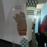 Ekspozycja "Kolory zimy: rękawiczki estońskie" w Muzeum Dialogu Kultur / Katarzyna Prędotka / Radio Kielce