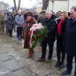 Obchody 155. rocznicy wybuchu Powstania Styczniowego.  Od lewej: Maria Zuba, poseł PiS, Krzysztof Lipiec, poseł PiS, Anna Krupka, poseł PiS, Marek Kwitek, poseł PiS / Tomasz Piwko / Radio Kielce