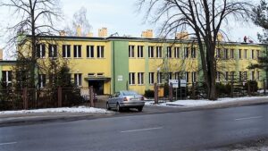 W budynku dawnego Liceum Ogólnokształcącego powstaje Dom Pomocy Społecznej / Maciej Wesołowski / Radio Kielce