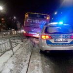 Kolizja autobusu z autem osobowym / Wiktor Dziarmaga / Radio Kielce