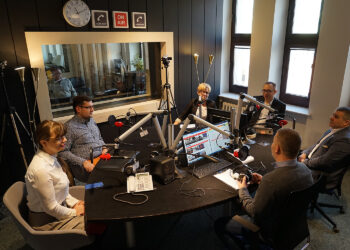 Studio Polityczne Radia Kielce / Robert Felczak / Radio Kielce