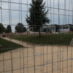 Ostrowiec Świętokrzyski. Budowa nowych basenów odkrytych w kompleksie Rawszczyna / Robert Felczak / Radio Kielce