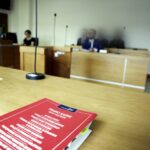 Rozprawa mężczyzn oskarżonych o oblanie pomnika w Rząbcu czerwoną farbą / Jarosław Kubalski / Radio Kielce