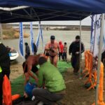 Sandomierz. Zimowa przeprawa Wisły wpław / Grażyna Szlęzak - Wójcik / Radio Kielce