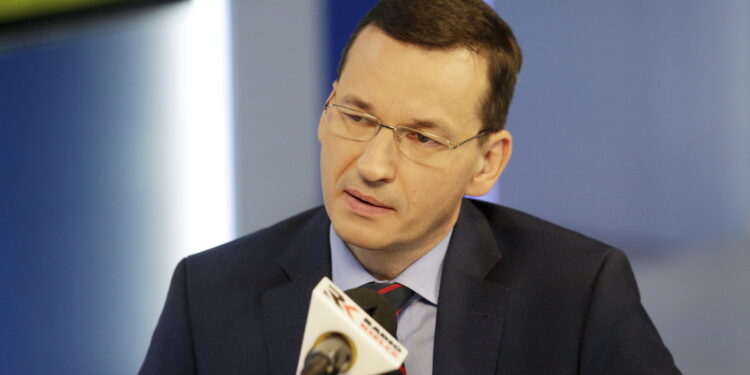 03.08.2016 Kielce. Minister Mateusz Morawiecki podczas rozmowy Bartłomiejem Zapałą. / Jarosław Kubalski / Radio Kielce