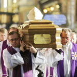 16.10.2017 Sandomierz. Uroczystości pogrzebowe biskupa-seniora Wacława Świerzawskiego w bazylice katedralnej / Jarosław Kubalski / Radio Kielce