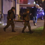 02.01.2018 Końskie. W jednym z bloków przy ulicy Zamkowej znaleziono materiały pirotechniczne.  Mieszkańców ewakuowano / Jarosław Kubalski / Radio Kielce