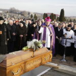 02.01.2018 Łagów. Pogrzeb księdza kanonika Jerzego Beksińskiego. Biskup Krzysztof Nitkiewicz / Jarosław Kubalski / Radio Kielce