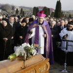 02.01.2018 Łagów. Pogrzeb księdza kanonika Jerzego Beksińskiego. Biskup Krzysztof Nitkiewicz / Jarosław Kubalski / Radio Kielce