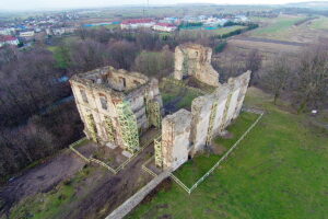 04.01.2018 Bodzentyn. Zamek. Ruiny / Jarosław Kubalski / Radio Kielce