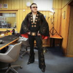 04.02.2018 Kielce. Polski Elvis Presley czyli Marcin Życzyński w Radiu Kielce / Jarosław Kubalski / Radio Kielce