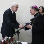 05.01.2018 Kielce. Opłatek u "Solidarności". Waldemar Bartosz i  arcybiskup Mieczysław Mokrzycki / Jarosław Kubalski / Radio Kielce