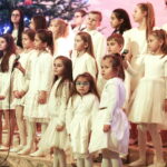 08.01.2018 Kielce. Gala Finałowa Świętokrzyskiego Festiwalu Kolęd i Pastorałek w kościele p.w. Św. Maksymiliana Kolbe. Schola z Tuczęp / Jarosław Kubalski / Radio Kielce