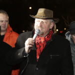 12.01.2018 Kielce. Odsłonięcie popiersia  artysty fotografika Pawła Pierścińskiego w Alei Sław. Autor popiersia Sławomir Micek / Jarosław Kubalski / Radio Kielce