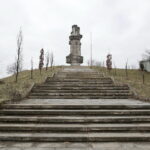 15.01.2018 Kielce. Kadzielnia. Pomnik poświęcony bojownikom o wyzwolenie narodowe i społeczne / Jarosław Kubalski / Radio Kielce