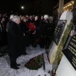 Jarosław Kaczyński odwiedził Starachowice. Prezes PiS wziął udział w mszy świętej w przededniu 5. rocznicy śmierci swojej matki Jadwigi Kaczyńskiej. Nabożeństwo odbyło się w kościele pod wezwaniem Wszystkich Świętych / Jarosław Kubalski / Radio Kielce