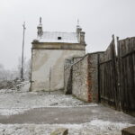 Święty Krzyż w zimowej scenerii / Jarosław Kubalski / Radio Kielce