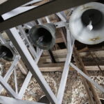 Święty Krzyż w zimowej scenerii / Jarosław Kubalski / Radio Kielce