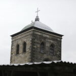 Święty Krzyż w zimowej scenerii / Jarosław Kubalski / Radio Kielce