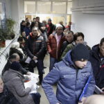 19.01.2018 Kielce. ARiMR. Sadownicy i rolnicy poszkodowani przez rosyjskie embargo składają wnioski o unijna pomoc / Jarosław Kubalski / Radio Kielce