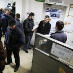 19.01.2018 Kielce. ARiMR. Sadownicy i rolnicy poszkodowani przez rosyjskie embargo składają wnioski o unijna pomoc / Jarosław Kubalski / Radio Kielce