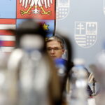 19.01.2018 Kielce. Konferencja w Urzędzie Marszałkowskim na temat koncepcji połączenia sieci kolejowej województwa świętokrzyskiego z Centralnym Portem Komunikacyjnym dla Rzeczypospolitej Polskiej. Marszałek Adam Jarubas / Jarosław Kubalski / Radio Kielce