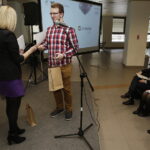 Rozstrzygnięcie konkursu PŚk i KPT na najlepsze prace dyplomowe / Jarosław Kubalski / Radio Kielce