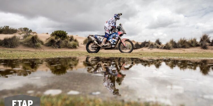 Maciej Giemza podczas rajdu Dakar / Facebook Orlen Team