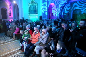 III Festiwal Kolęd i Pastorałek "Żołnierskie kolędowanie" w kościele garnizonowym / Marzena Mąkosa / Radio Kielce