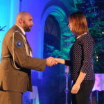 III Festiwal Kolęd i Pastorałek "Żołnierskie kolędowanie" w kościele garnizonowym. Płk. Paweł Chabielski i Julia Trela / Marzena Mąkosa / Radio Kielce