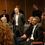 Podpisanie umowy pomiędzy Korona S.A. i Suzuki Motor Poland sp. z o.o. / Marzena Mąkosa / Radio Kielce