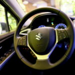 Podpisanie umowy pomiędzy Korona S.A. i Suzuki Motor Poland sp. z o.o. / Marzena Mąkosa / Radio Kielce