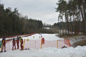 Stok narciarski na Stadionie Leśnym / Marzena Mąkosa / Radio Kielce