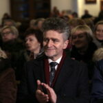 Koncert laureatów VI Ogólnopolskiego Konkursu „Kolęda płynie z wysokości…” Na zdjęciu: Krzysztof Słoń - senator RP / Marzena Mąkosa / Radio Kielce