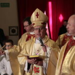 Jubileusz posługi Pallotynów w klasztorze na Karczówce. Na zdjęciu: biskup Jan Piotrowski / Marzena Mąkosa / Radio Kielce