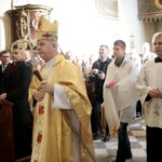 Jubileusz posługi Pallotynów w klasztorze na Karczówce. Na zdjęciu: biskup Jan Piotrowski / Marzena Mąkosa / Radio Kielce