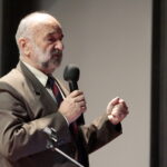 "Krwawy rok 1863 nad Kamienną" wykład profesora Adama Massalskiego w suchedniowskiej Kuźnicy. Na zdjęciu: prof. Adam Massalski / Marzena Mąkosa / Radio Kielce