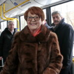 Odbiór i poświęcenie 25 autobusów hybrydowych. Na zdjęciu: Maria Zuba - poseł na sejm RP.  / Marzena Mąkosa / Radio Kielce