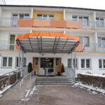 Otwarcie mieszkań chronionych dla osób starszych i niepełnosprawnych przy ulicy Jagiellońskiej 78 / Marzena Mąkosa / Radio Kielce