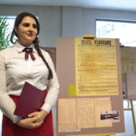 Otwarcie wystawy "100 lat niepodległej - Wincenty Witos, trzykrotny premier Rządu II RP". Na zdjęciu: Paulina Pisarczyk. / Marzena Mąkosa / Radio Kielce