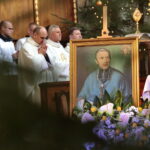 Rocznica powstania zgromadzenia Misjonarzy Oblatów Maryi Niepokalanej. Uroczysta msza święta na Świętym Krzyżu. / Marzena Mąkosa / Radio Kielce