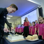 Uroczyste powitanie Macieja Giemzy w Piekoszowie. Na zdjęciu: Maciej Giemza.  / Marzena Mąkosa / Radio Kielce