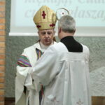 II Diecezjalne Spotkanie Kolędników Misyjnych w Sanktuarium Św. Józefa Opiekuna Rodziny w Kielcach. Na zdjęciu: biskup Jan Piotrowski / Marzena Mąkosa / Radio Kielce