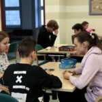 IV Wielki Bój Planszówkowy w Wojewódzkiej Bibliotece Publicznej / Marzena Mąkosa / Radio Kielce