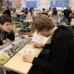 IV Wielki Bój Planszówkowy w Wojewódzkiej Bibliotece Publicznej / Marzena Mąkosa / Radio Kielce