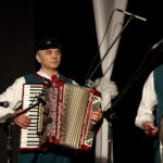 Finał 25. Świętokrzyskiego Konkursu Kolęd i Pastorałek. Zespół Chełmowianki. / Marzena Mąkosa / Radio Kielce