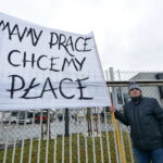 Protest pracowników w zakładach MAN Bus, którzy domagają się podwyżek płac / Marzena Mąkosa / Radio Kielce