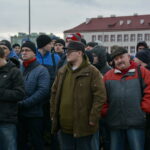 Protest pracowników w zakładach MAN Bus, którzy domagają się podwyżek płac / Marzena Mąkosa / Radio Kielce